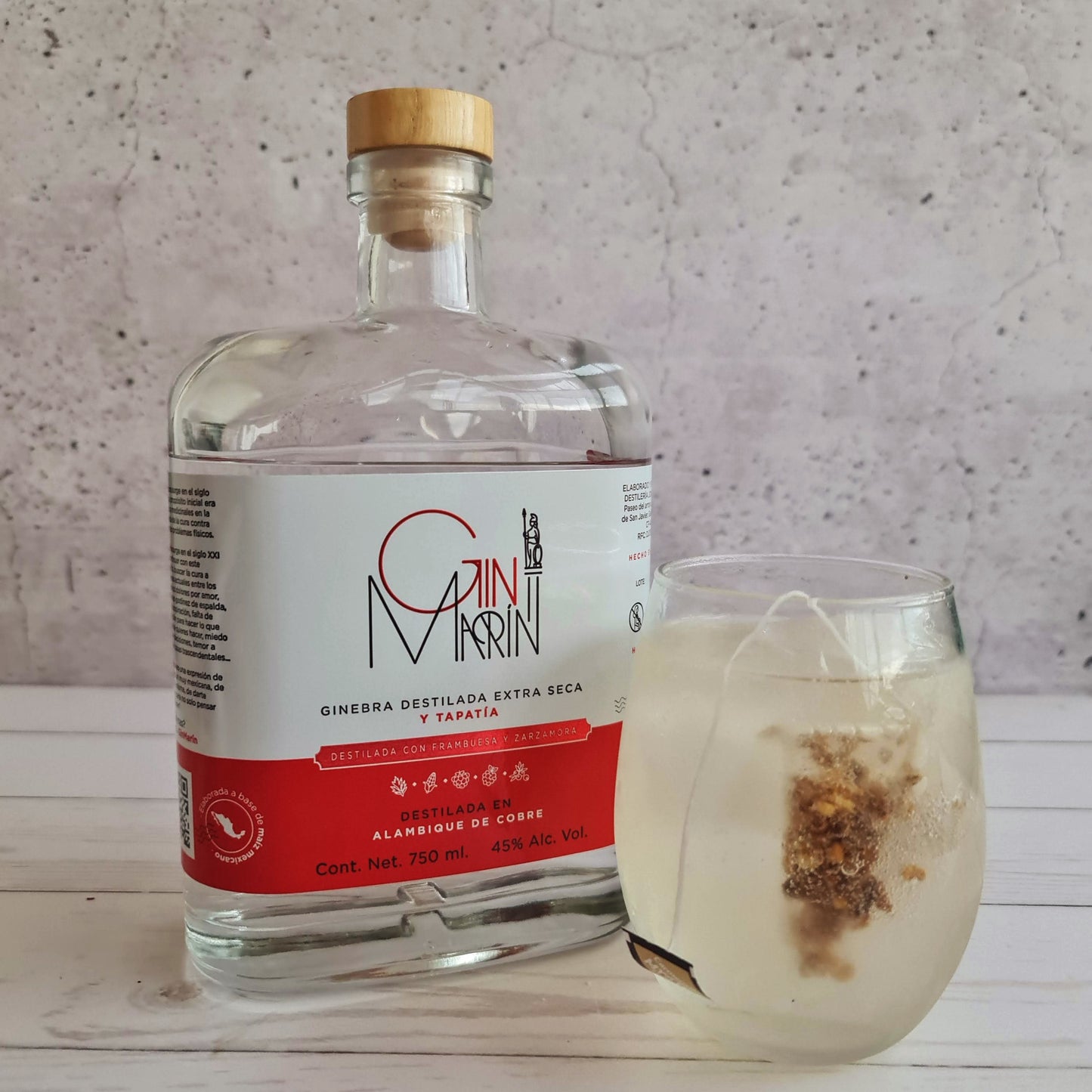 Botella GinMarín 750 ml – Ginebra Mexicana Premium | Frambuesa y Zarzamora